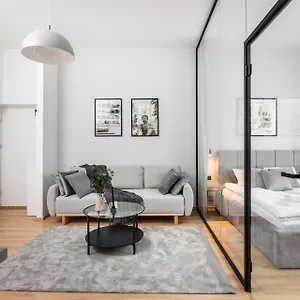  Apartament Modern Centrally Located - By Upstairs Polska